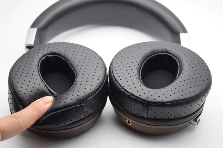 Hi-Fi Stereo Sound Headphones